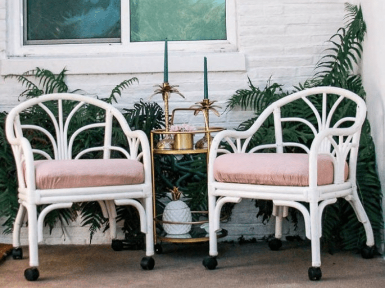 How to Paint Chair Cushions